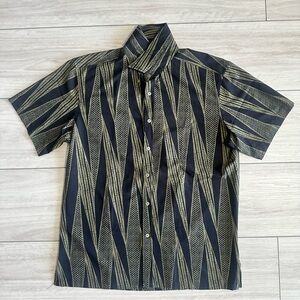 Manaola Short Sleeve Button-Up Shirt 🔥